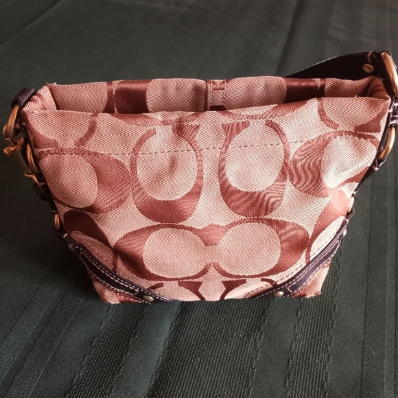 Coach Signature Handbag - Picture 3 of 9